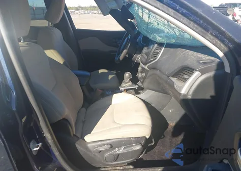 2016 Jeep Cherokee Latitude from USA, damaged, VIN 1C4PJLCB2GW184701